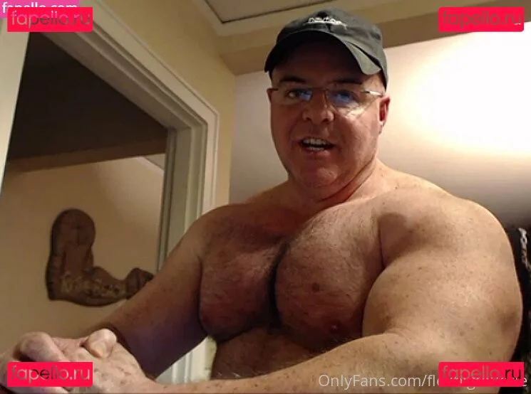 flexbigmuscle Onlyfans Photo Gallery 