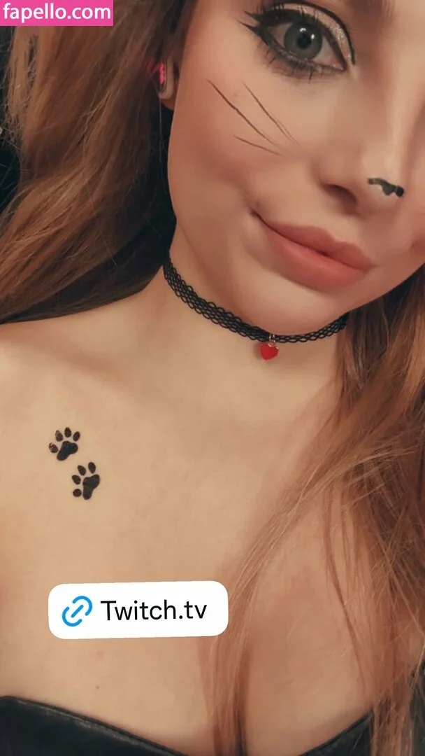 busya18plus Onlyfans Photo Gallery 