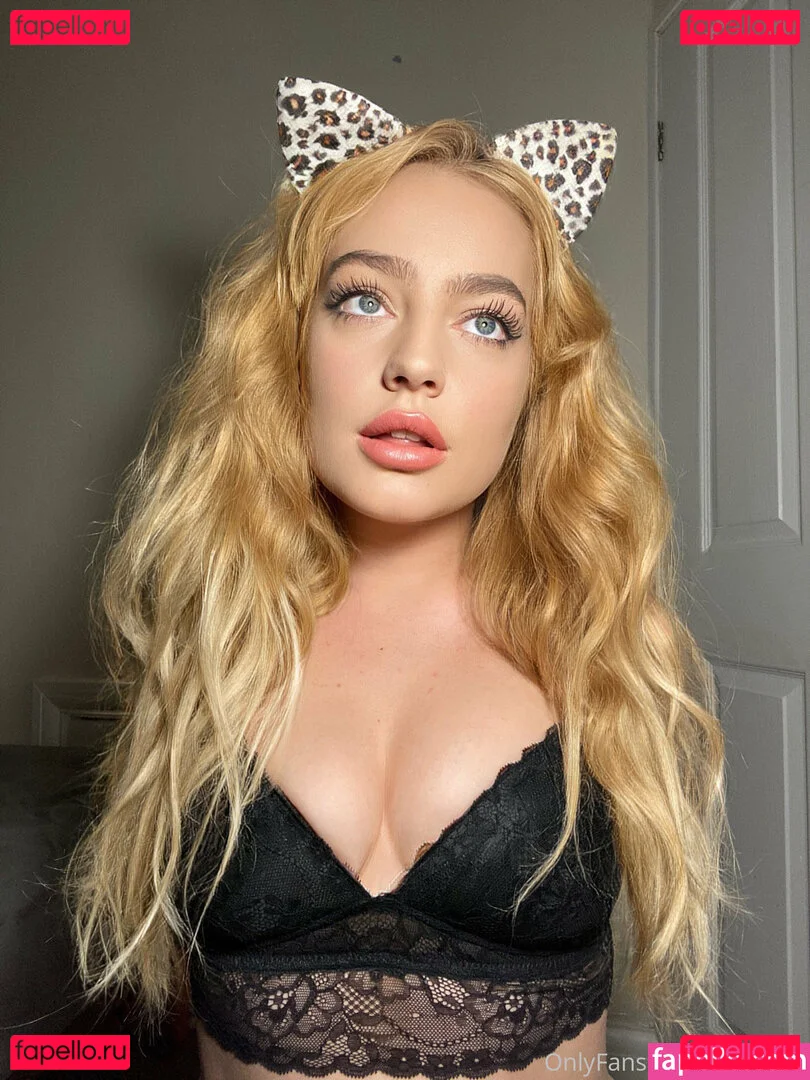 JadeCSGO Onlyfans Photo Gallery 