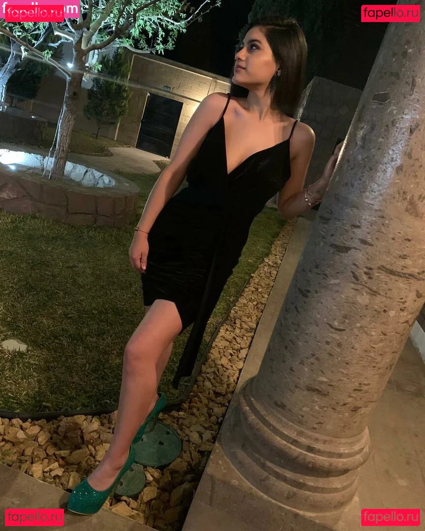 Isabel Neru Onlyfans Photo Gallery 