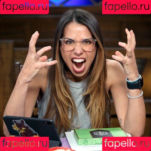 Laura Bailey Onlyfans Photo Gallery 