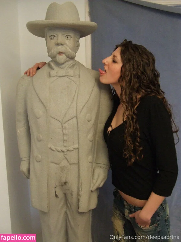 deepsabrina Onlyfans Photo Gallery 