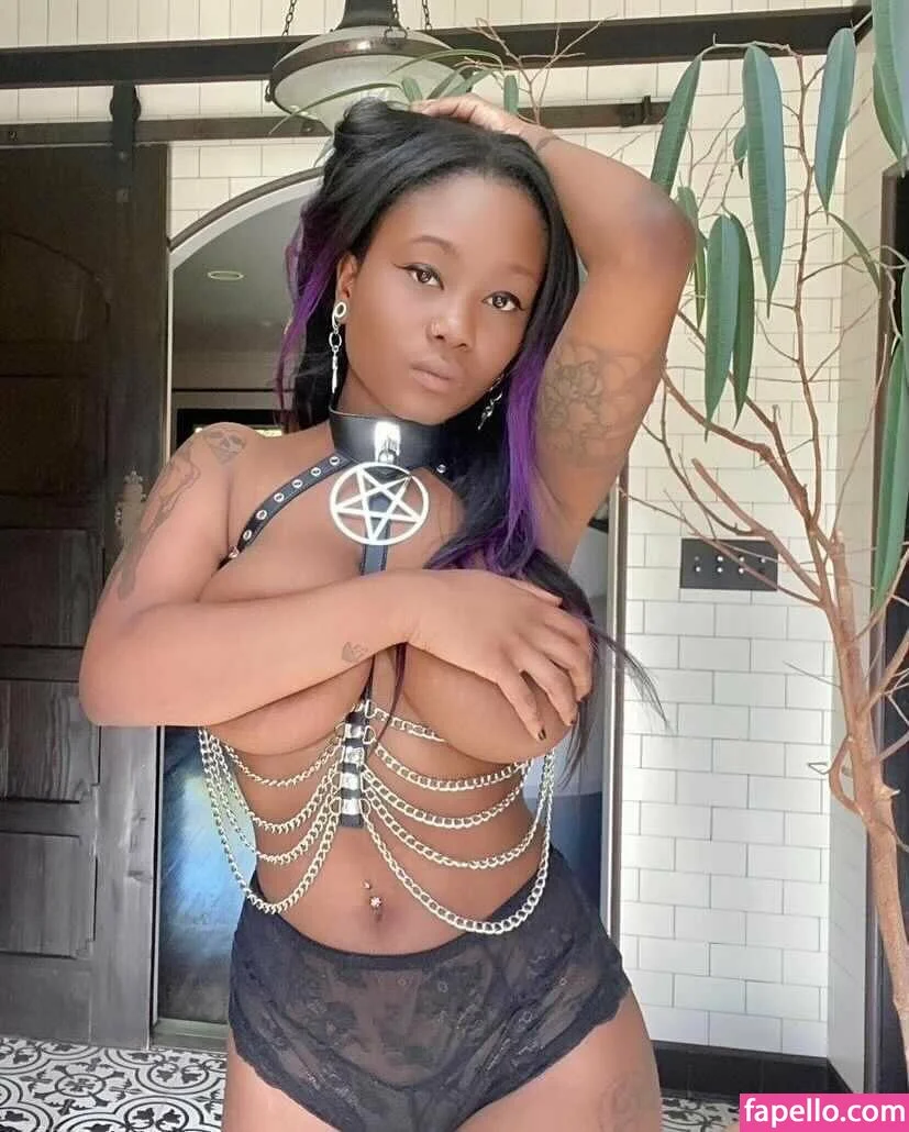 blackheartburlesque Onlyfans Photo Gallery 