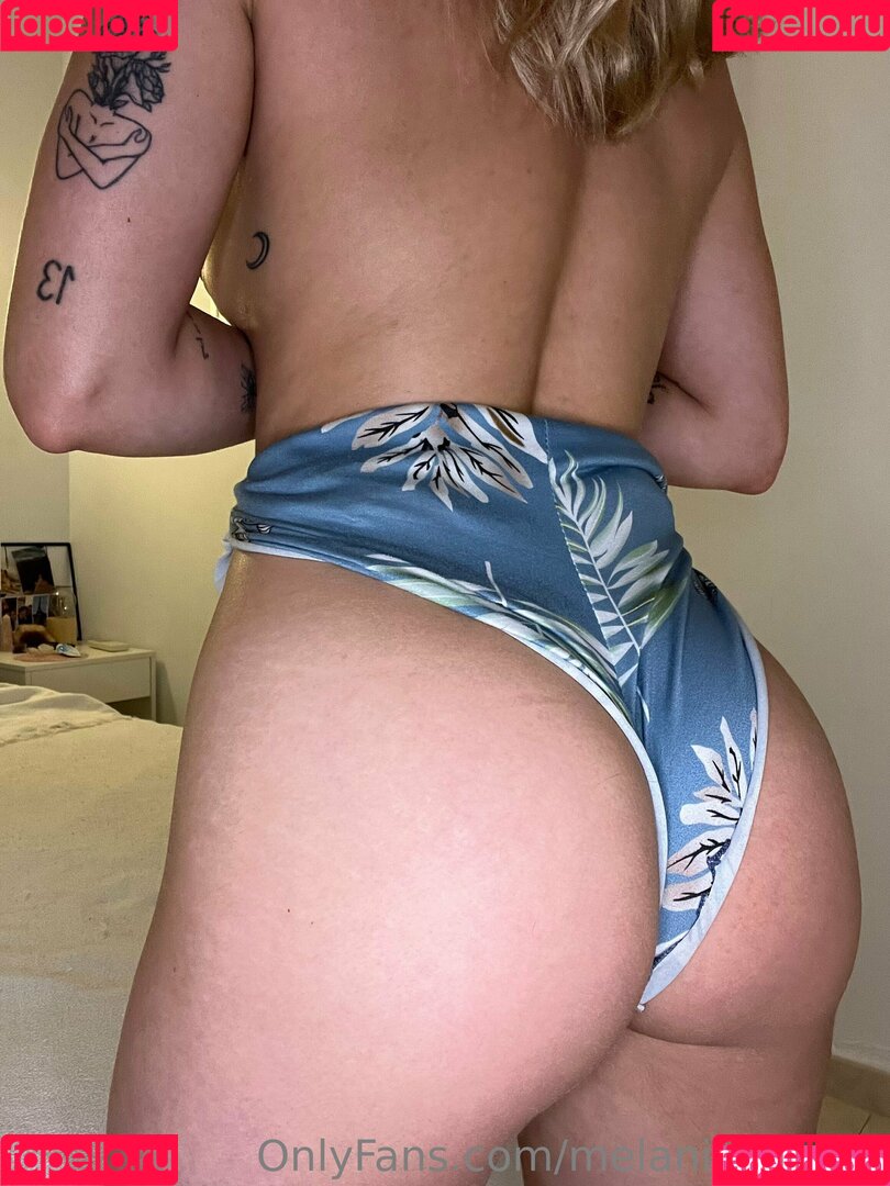 poliamorosaa Onlyfans Photo Gallery 