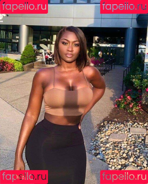 Babeth Lando Onlyfans Photo Gallery 