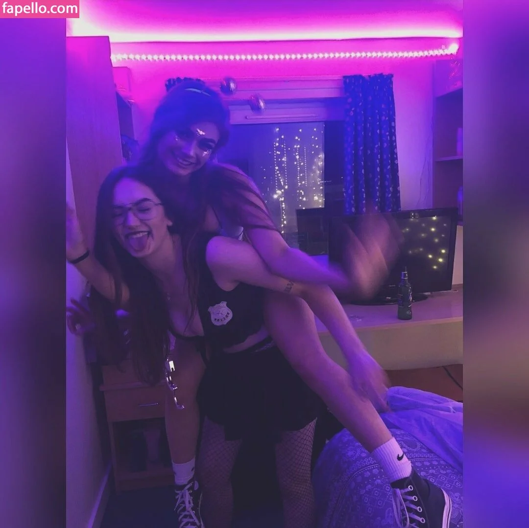 Scoopy Onlyfans Photo Gallery 