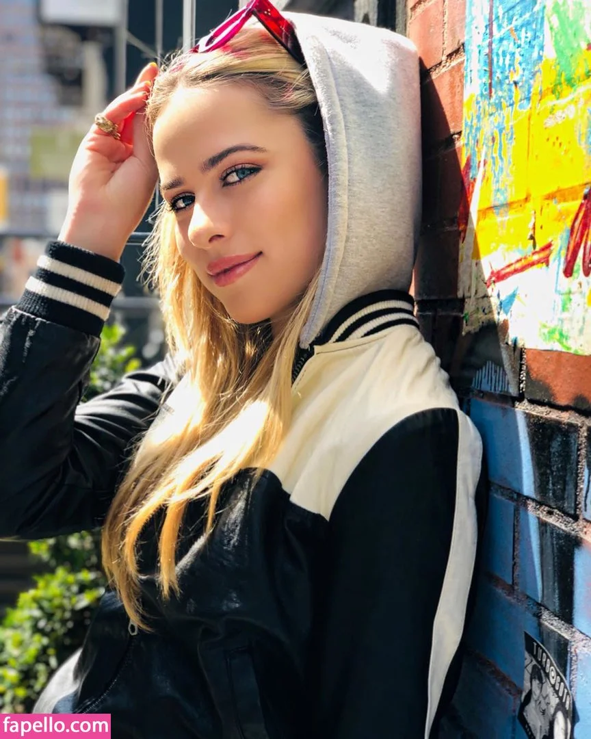 Cassie Nova Onlyfans Photo Gallery 