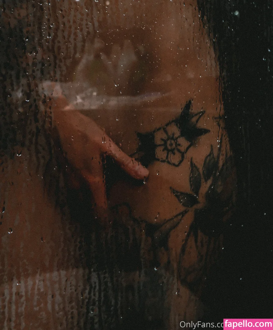 _volchara Onlyfans Photo Gallery 