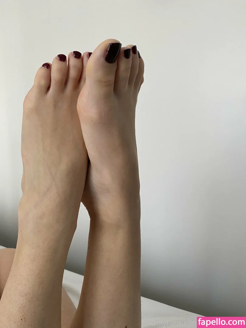 italianfeetluv Onlyfans Photo Gallery 