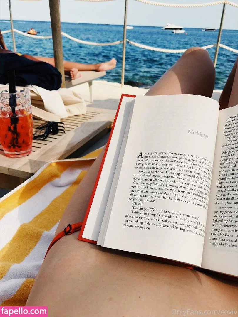 coviv Onlyfans Photo Gallery 