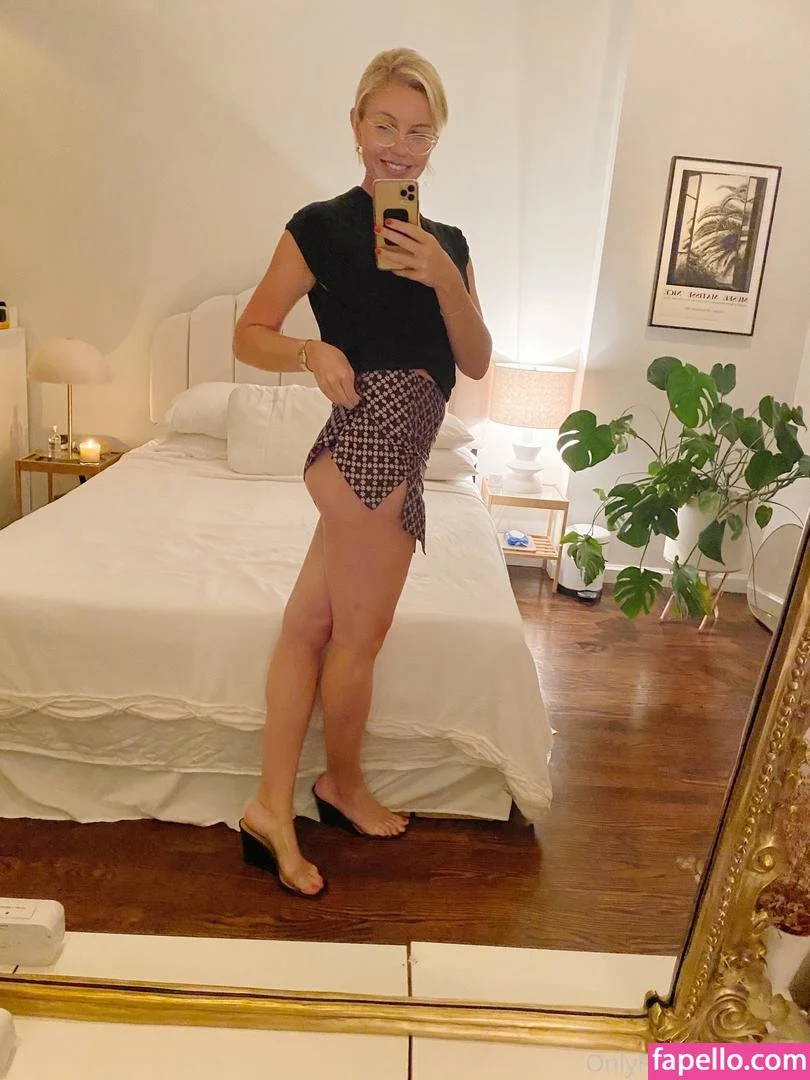 coviv Onlyfans Photo Gallery 