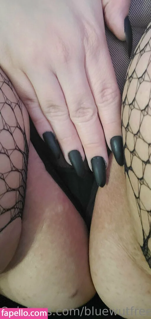 bluewutfree Onlyfans Photo Gallery 