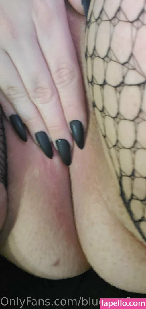 bluewutfree Onlyfans Photo Gallery 