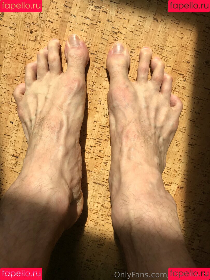size16feet Onlyfans Photo Gallery 