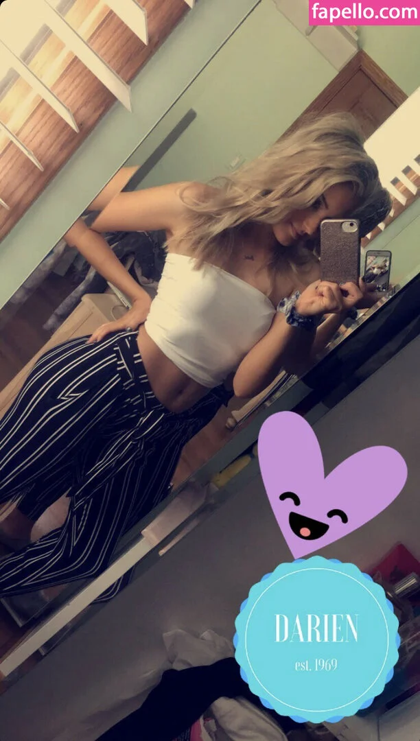 julllaayyy Onlyfans Photo Gallery 