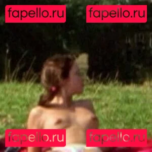 twogirlsoneblunt Onlyfans Photo Gallery 