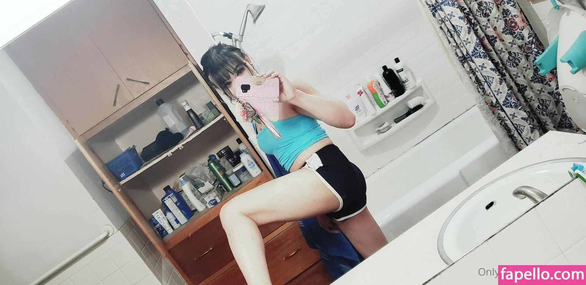 addiroll Onlyfans Photo Gallery 