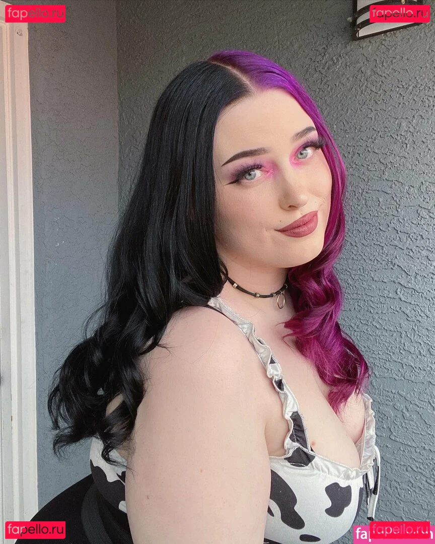 weepingxdevil Onlyfans Photo Gallery 