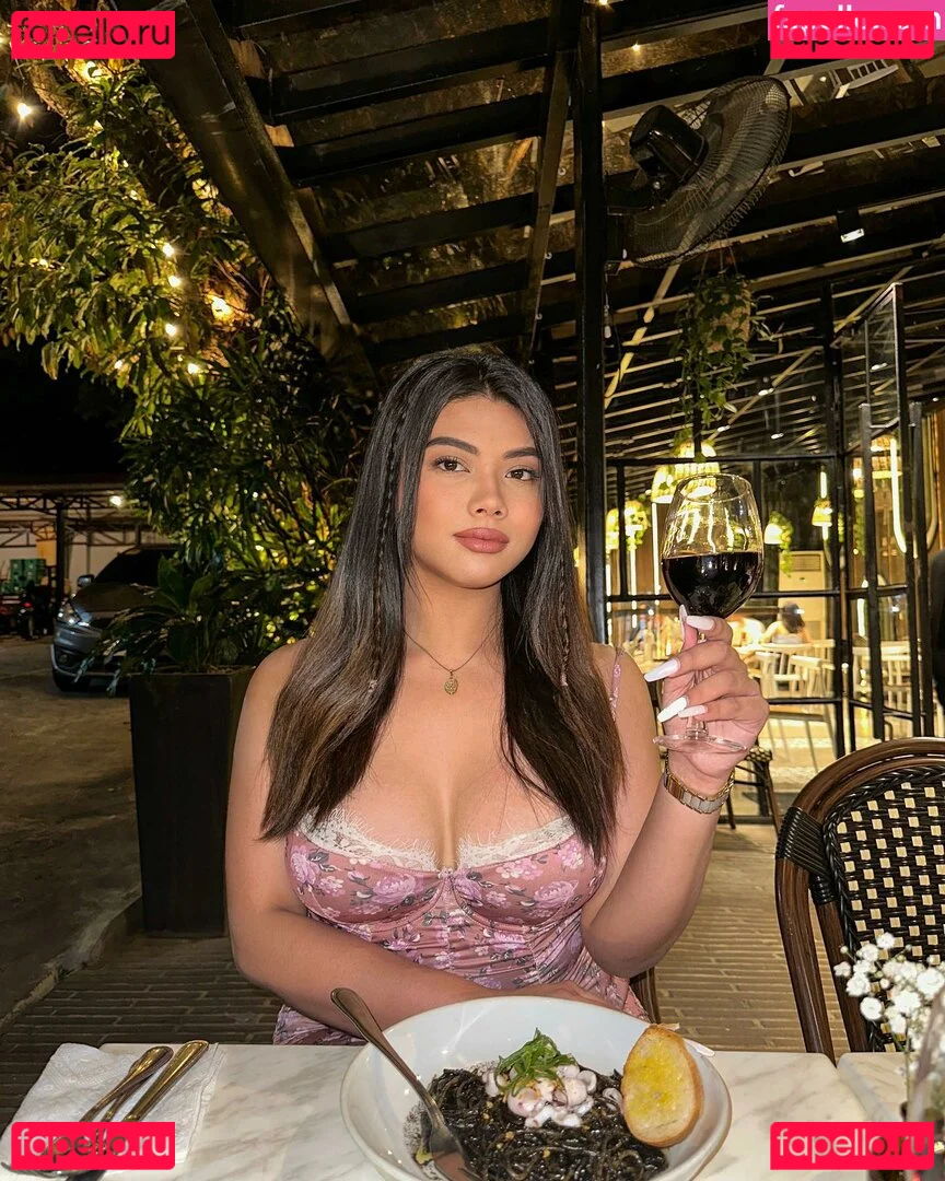 Stephanie Licas Onlyfans Photo Gallery 