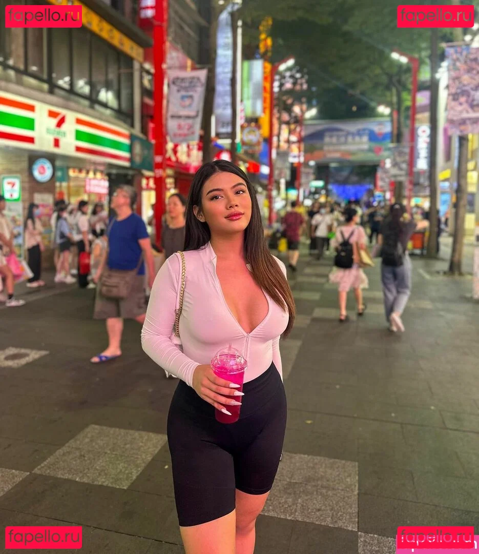 Stephanie Licas Onlyfans Photo Gallery 