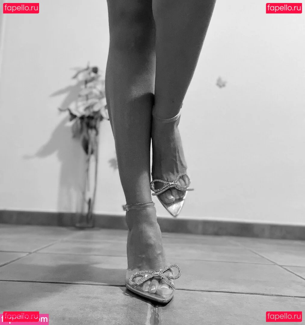 silvanavargas.81 Onlyfans Photo Gallery 