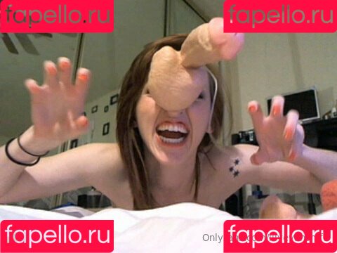 lilyevansmfc Onlyfans Photo Gallery 