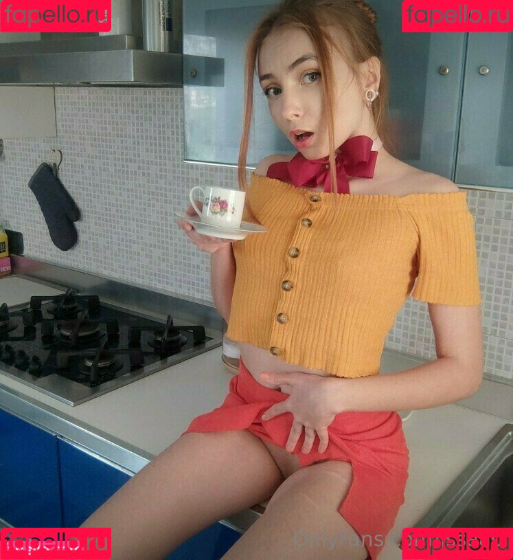 issaa0 Onlyfans Photo Gallery 