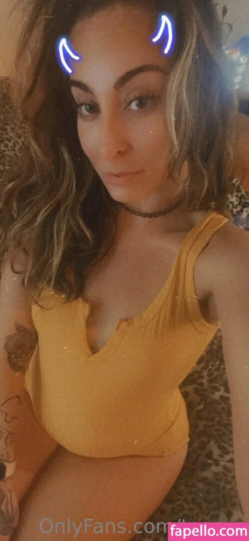 teasye Onlyfans Photo Gallery 