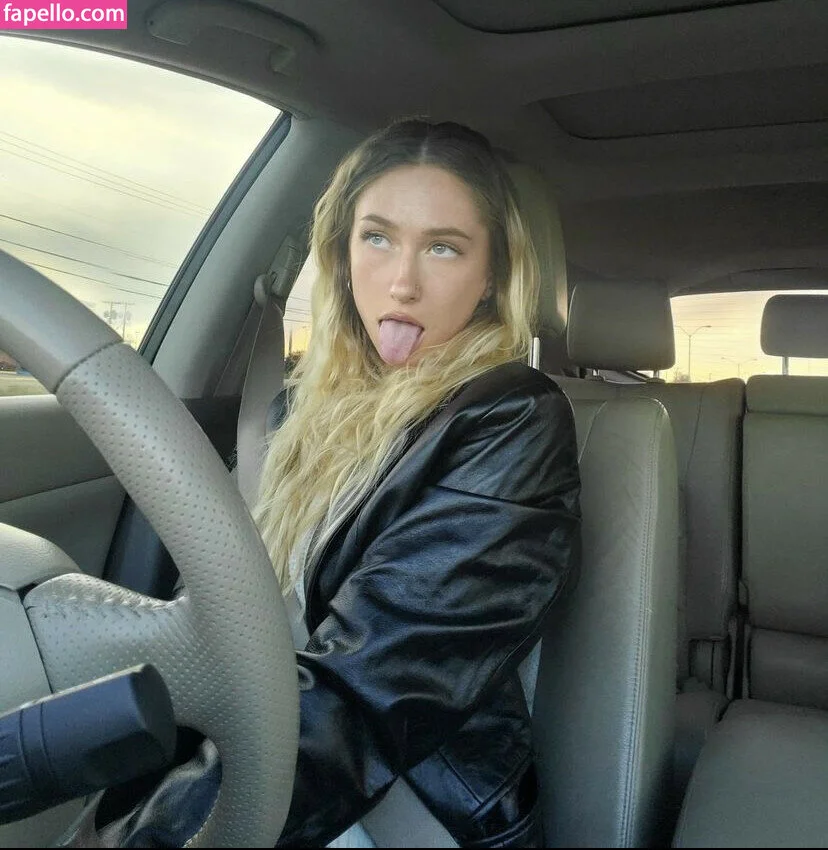 catiee Onlyfans Photo Gallery 