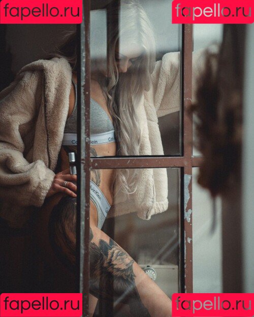 Farbenfuchs Onlyfans Photo Gallery 