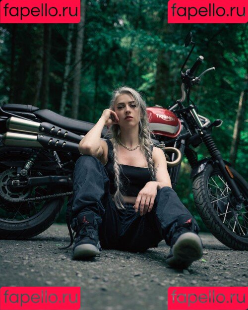 Farbenfuchs Onlyfans Photo Gallery 