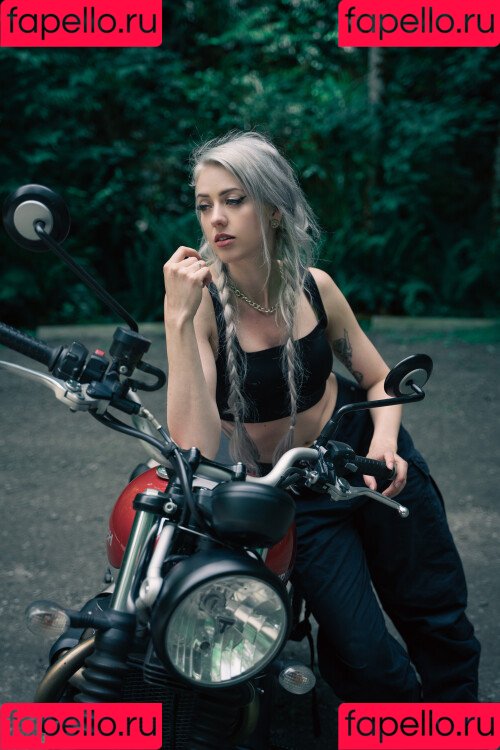 Farbenfuchs Onlyfans Photo Gallery 