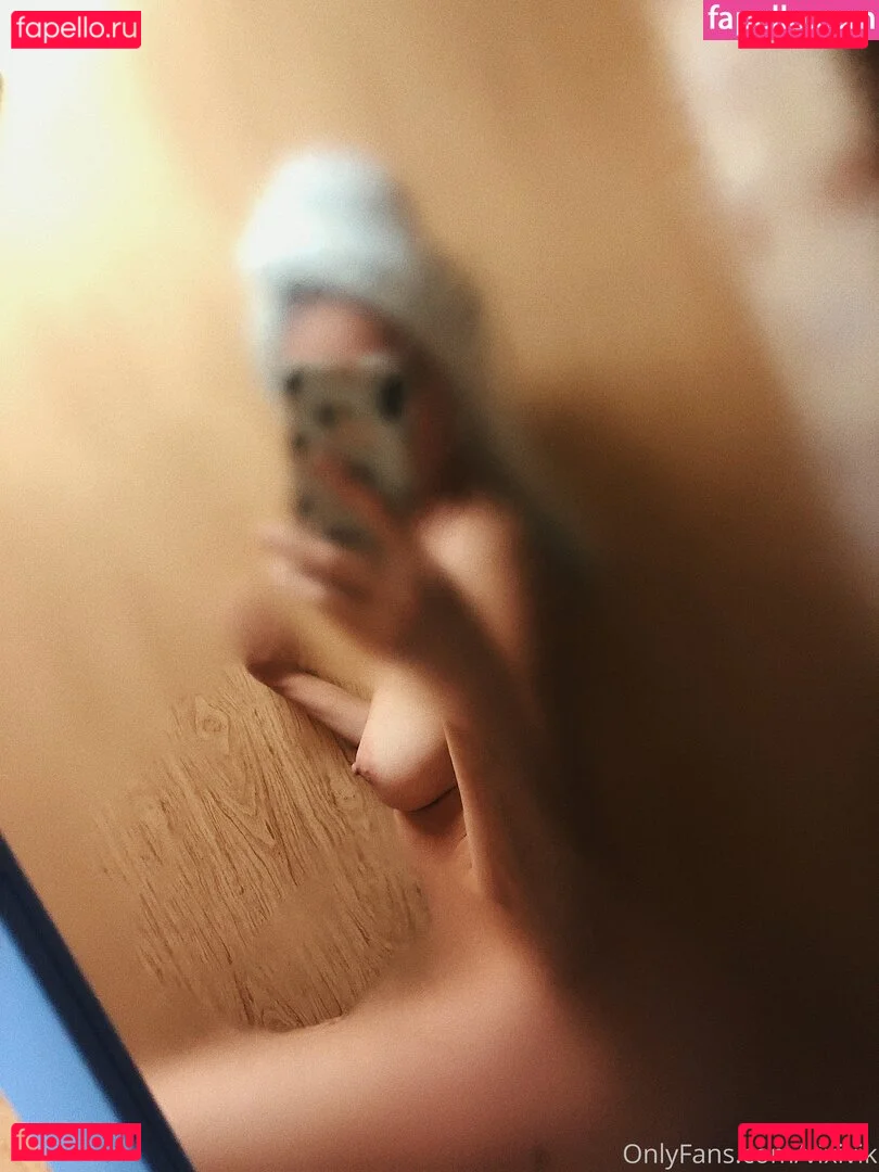 FancyVikki Onlyfans Photo Gallery 