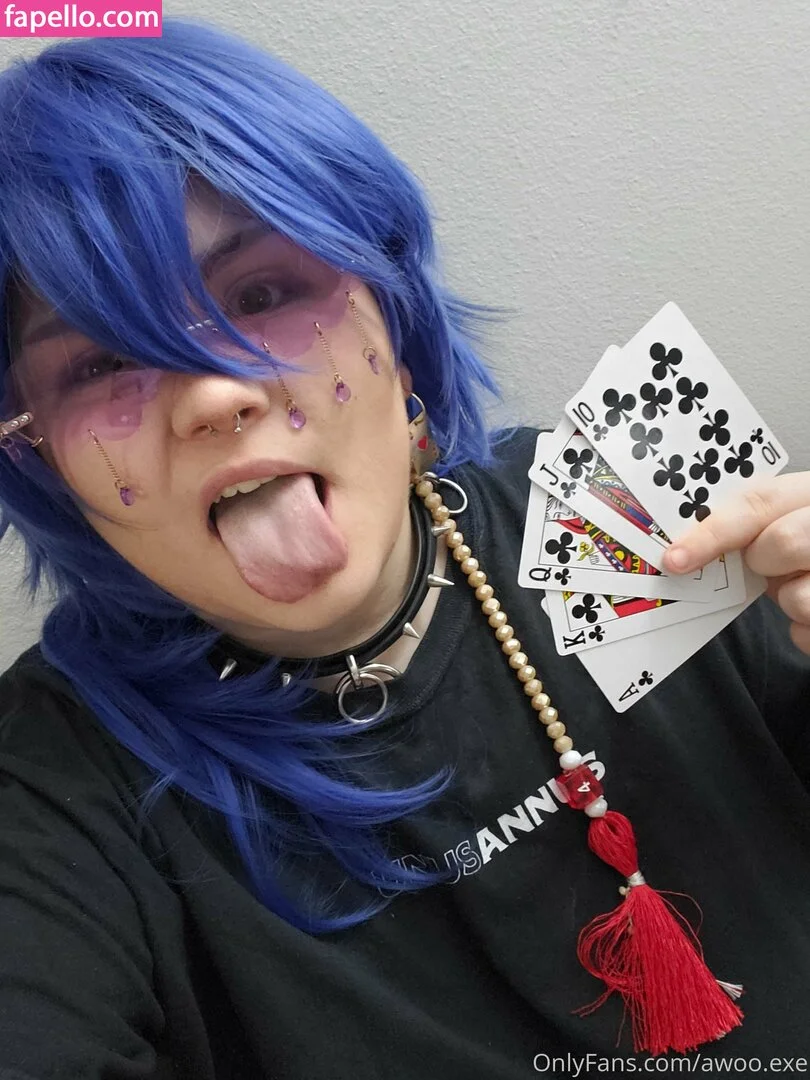 awoo.exe Onlyfans Photo Gallery 