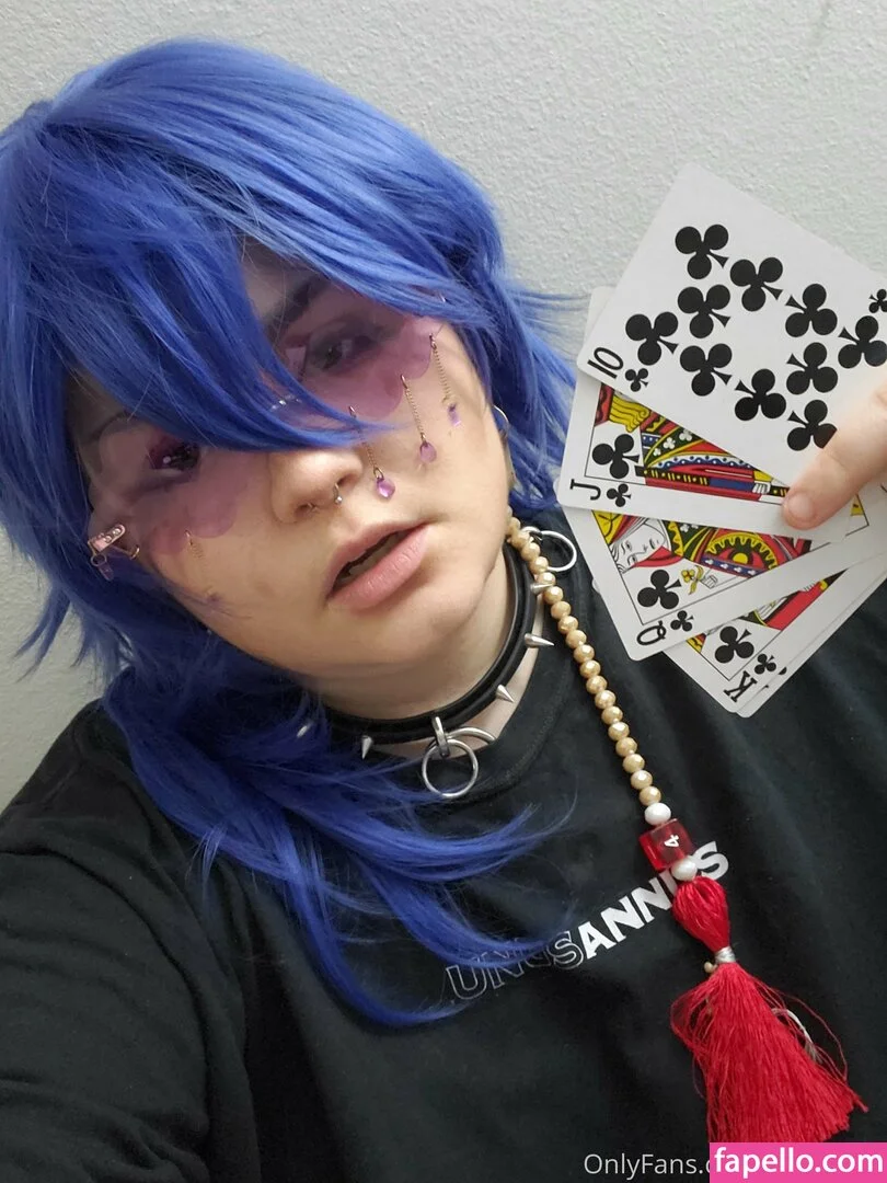 awoo.exe Onlyfans Photo Gallery 