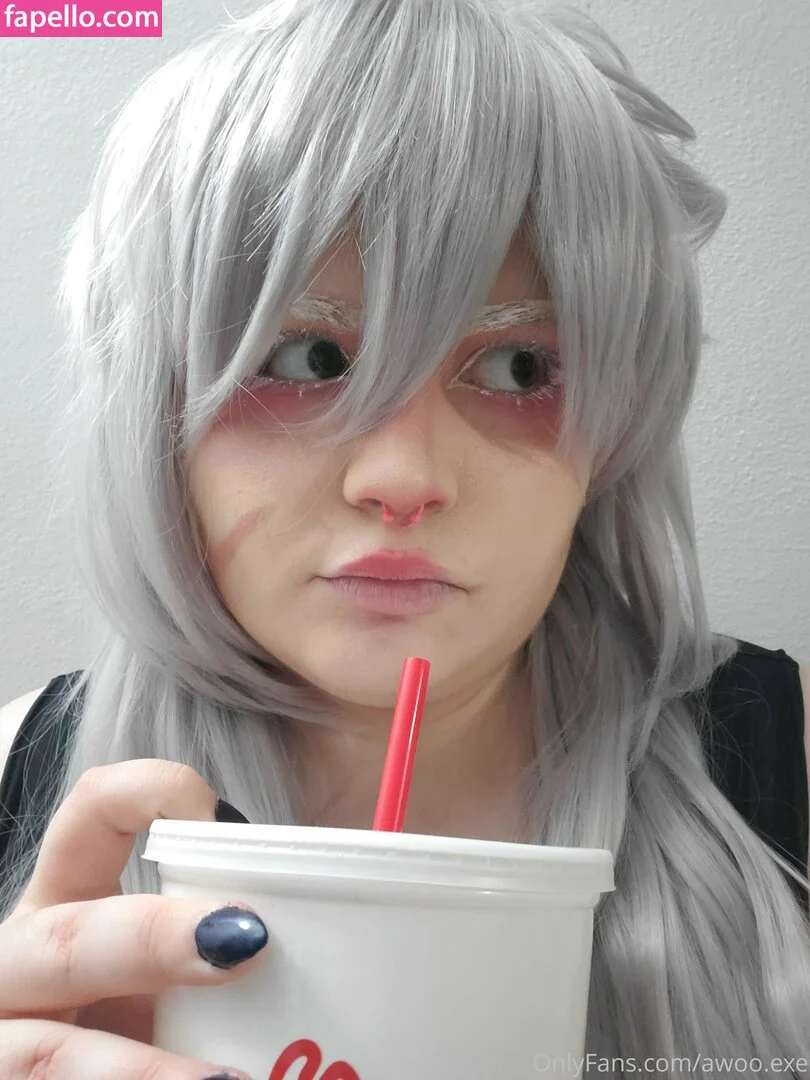 awoo.exe Onlyfans Photo Gallery 