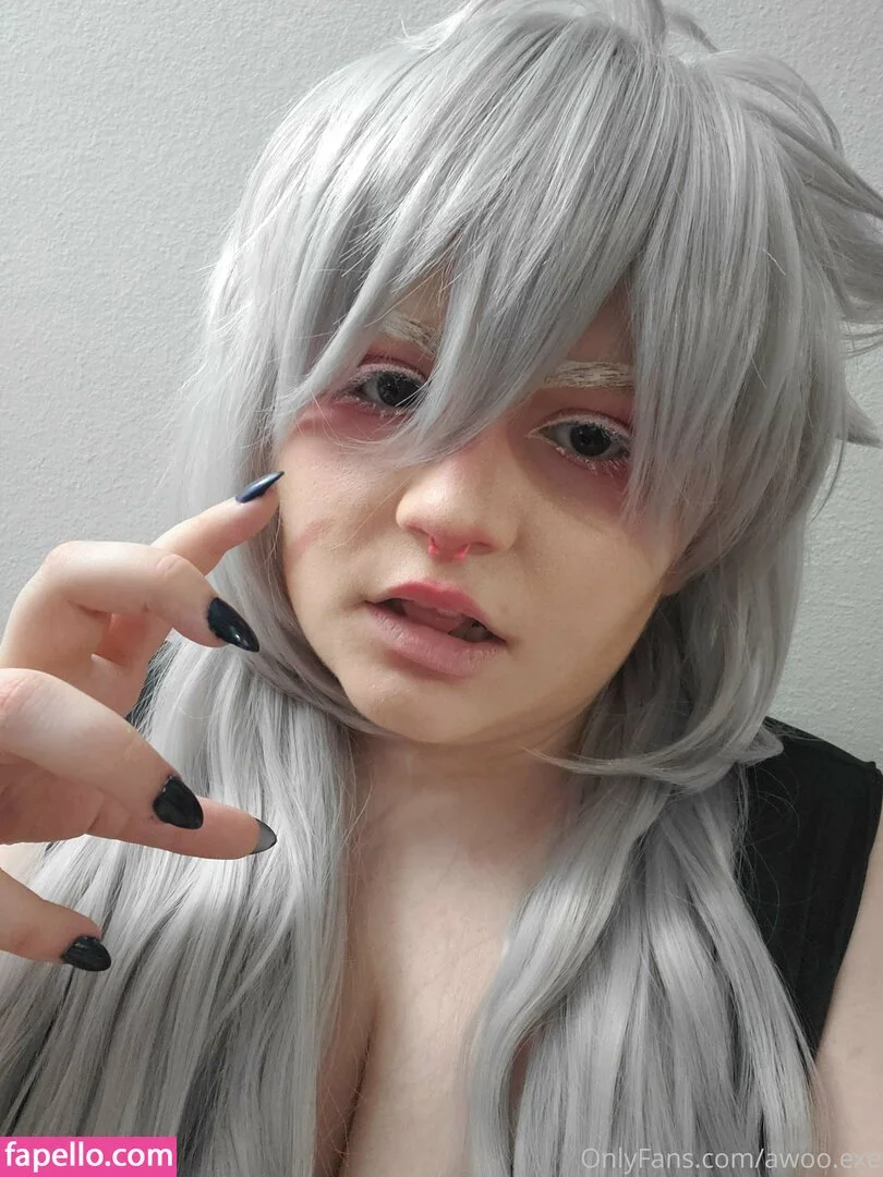 awoo.exe Onlyfans Photo Gallery 