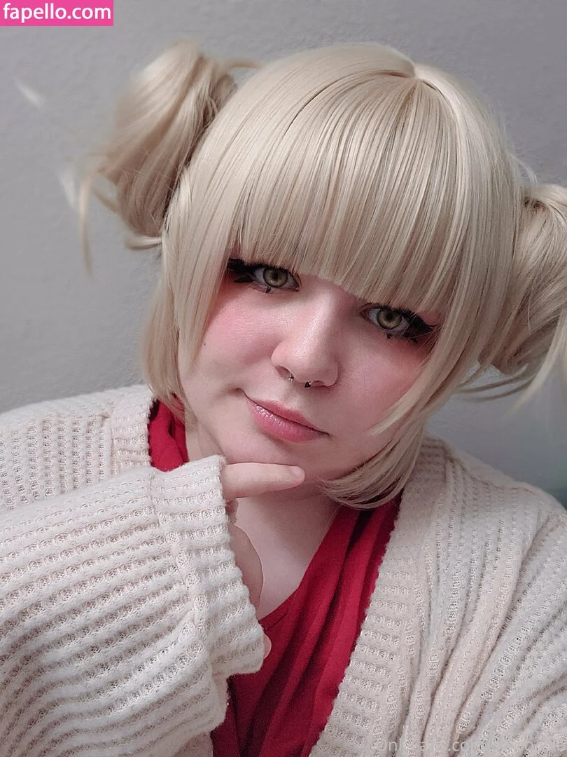 awoo.exe Onlyfans Photo Gallery 