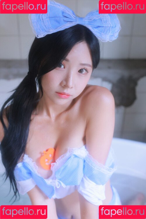 Habin Onlyfans Photo Gallery 