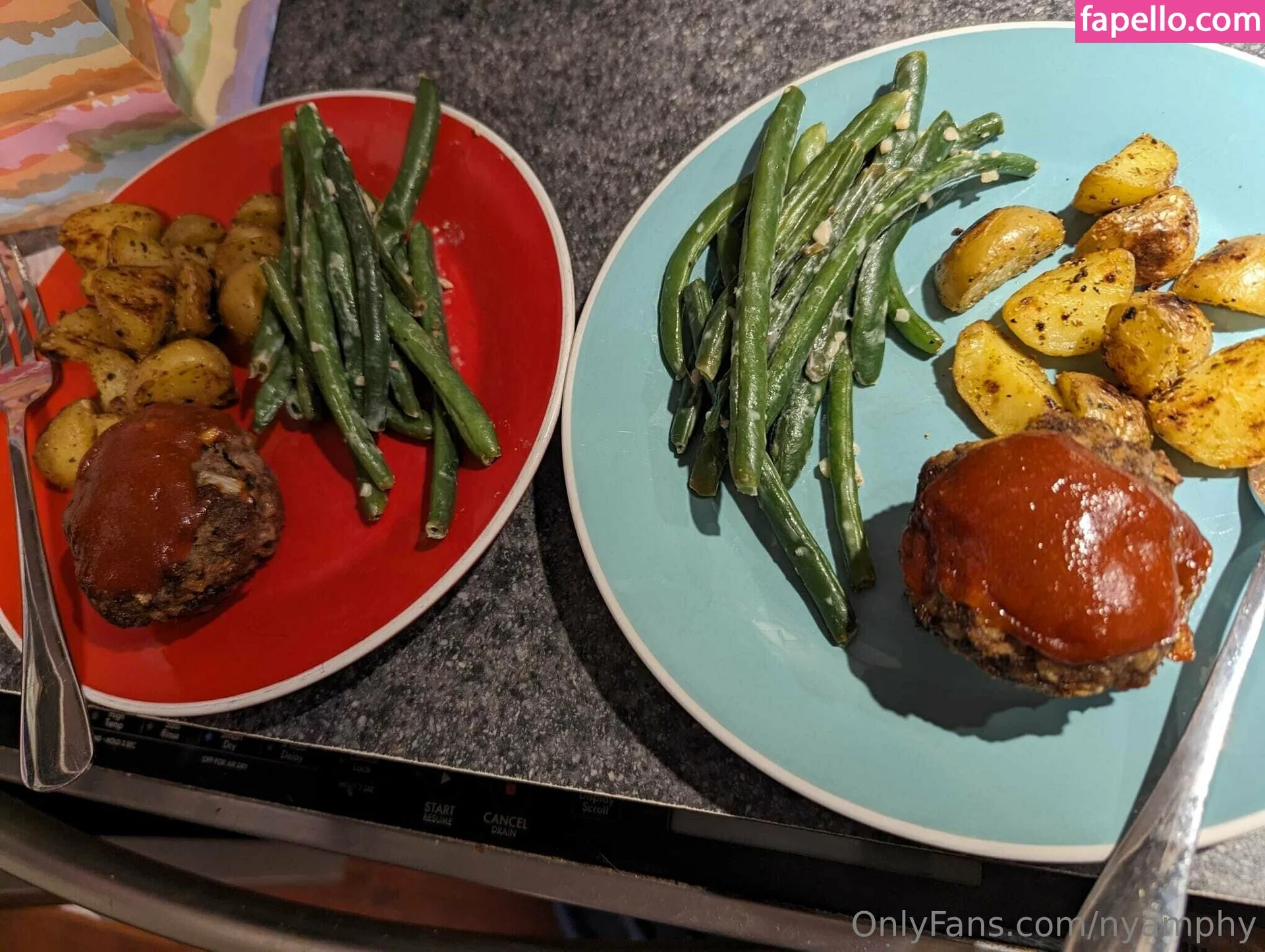 nyamphy Onlyfans Photo Gallery 