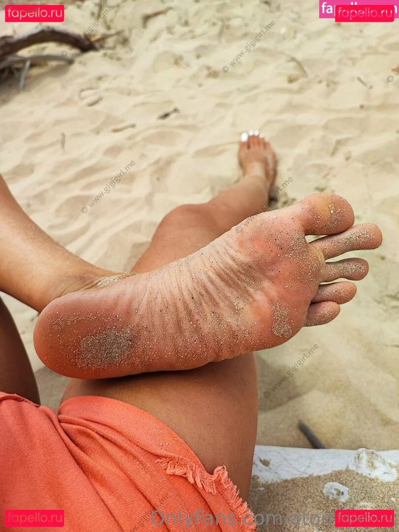 atomictoez Onlyfans Photo Gallery 