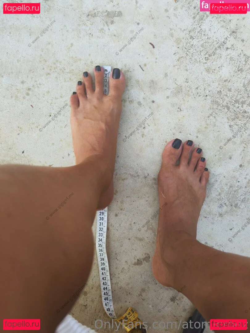 atomictoez Onlyfans Photo Gallery 