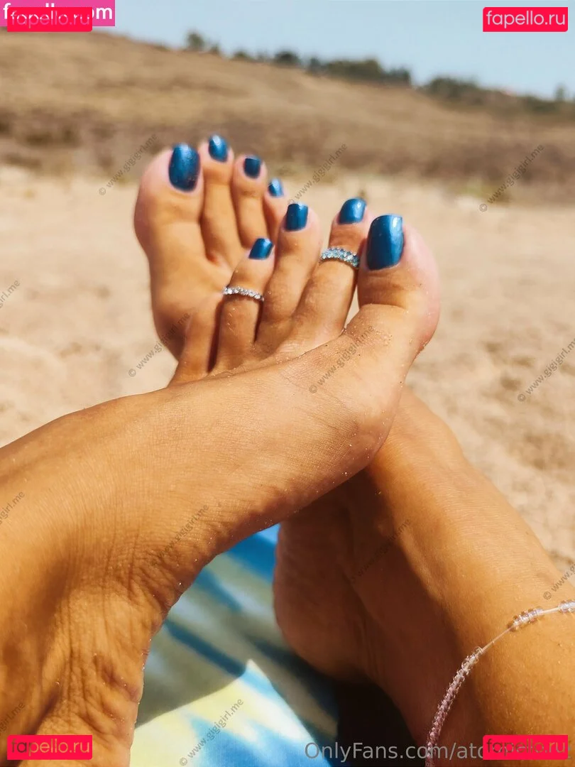 atomictoez Onlyfans Photo Gallery 