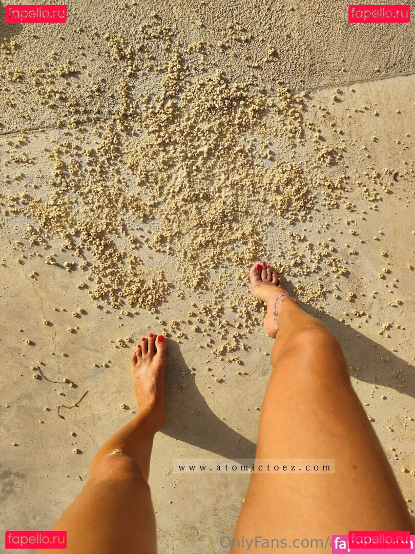 atomictoez Onlyfans Photo Gallery 