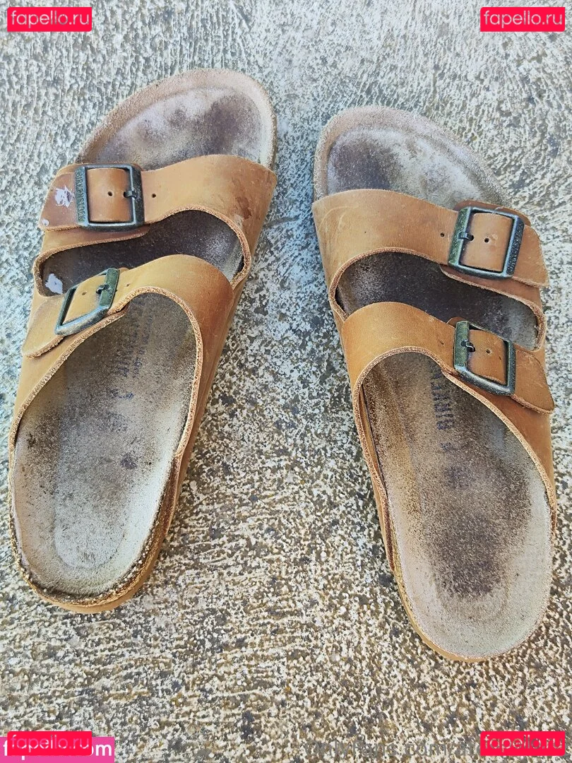 atomictoez Onlyfans Photo Gallery 