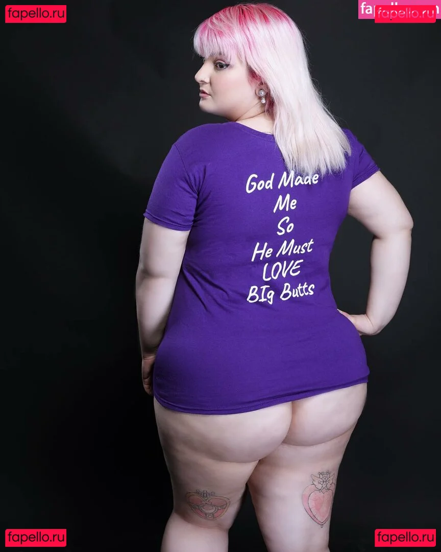 Hilary Ilariaa Onlyfans Photo Gallery 