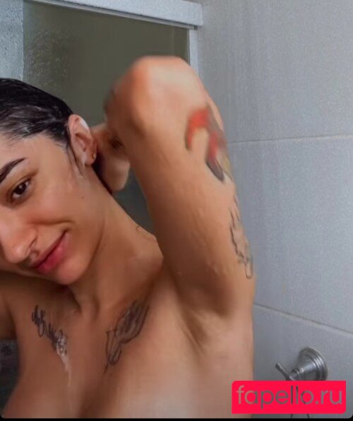 Caputile Onlyfans Photo Gallery 