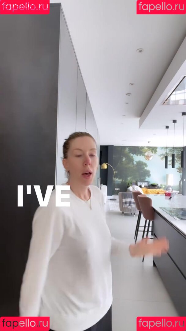 Katherine Ryan Onlyfans Photo Gallery 