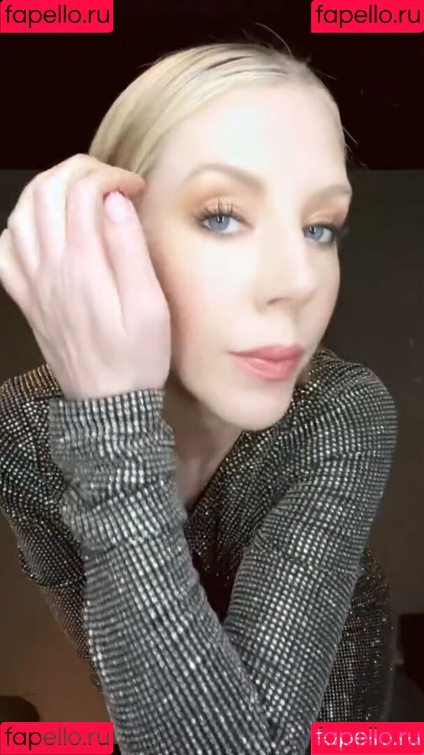 Katherine Ryan Onlyfans Photo Gallery 