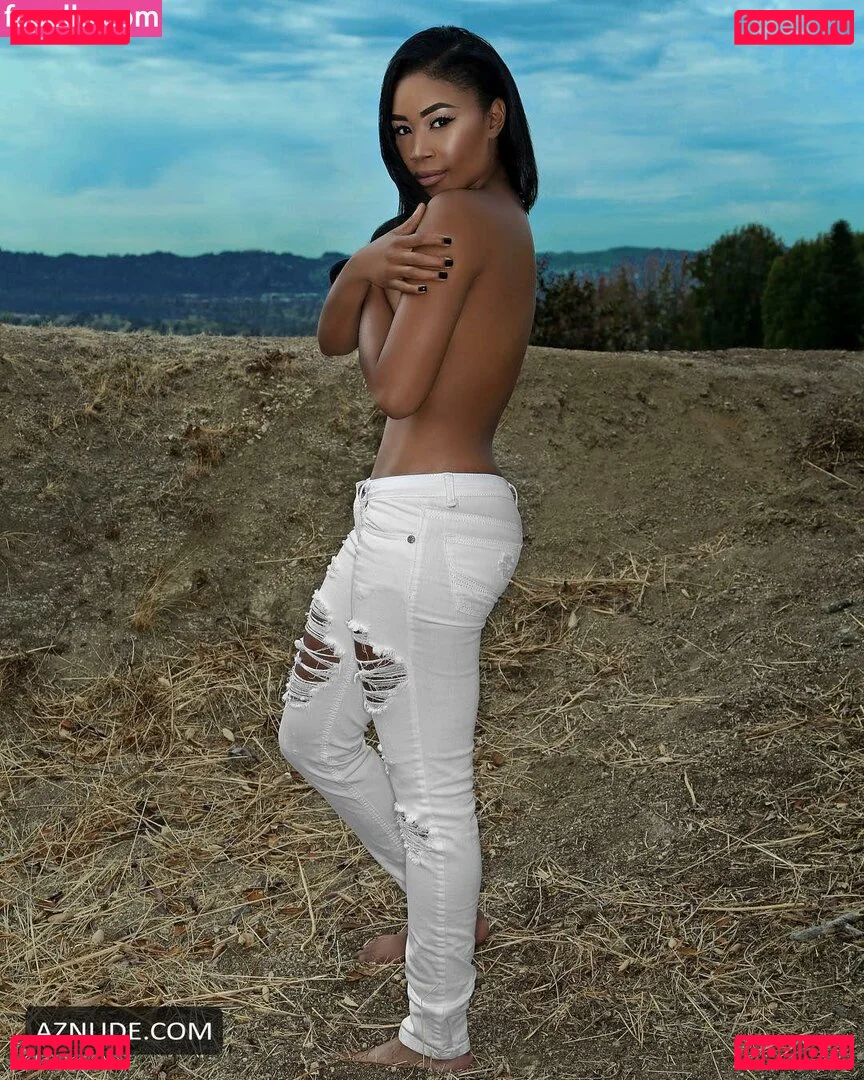 Ariane Andrew Onlyfans Photo Gallery 